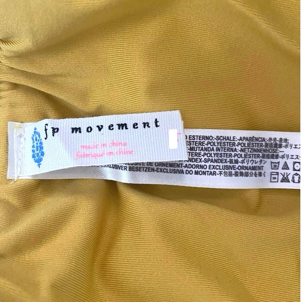 NEW Free People FP Movement Moonlight Reflective Running Shorts in Yellow Size L - Picture 11 of 13